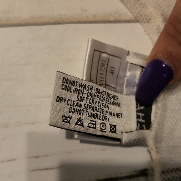 AUTHENTIC CHANEL Double C Logo Lace Top - Picture 7 of 8